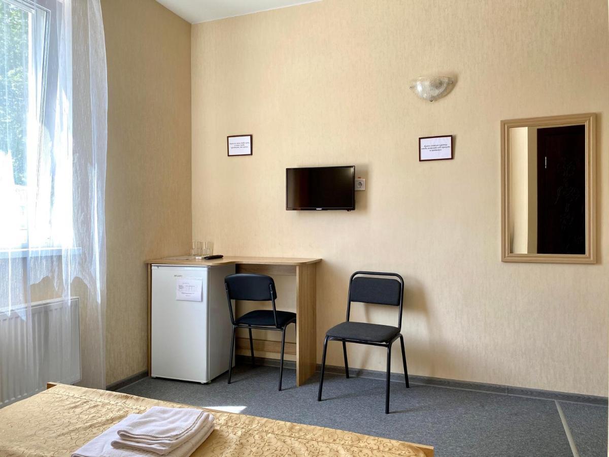Guest House Sotni Kiev Eksteriør billede